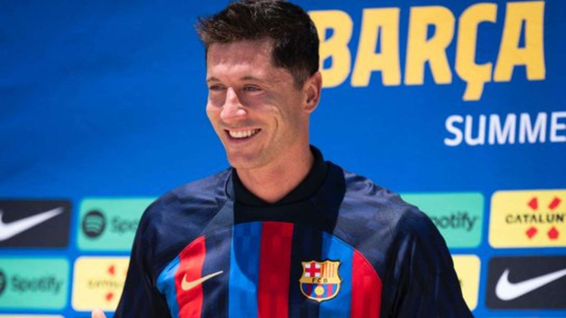 尤文图斯欲借租和买断引进卢卡库切尔西拒绝外租方案